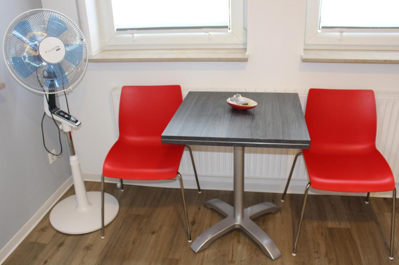 Looks-Inn Viernheim Buitenkant foto